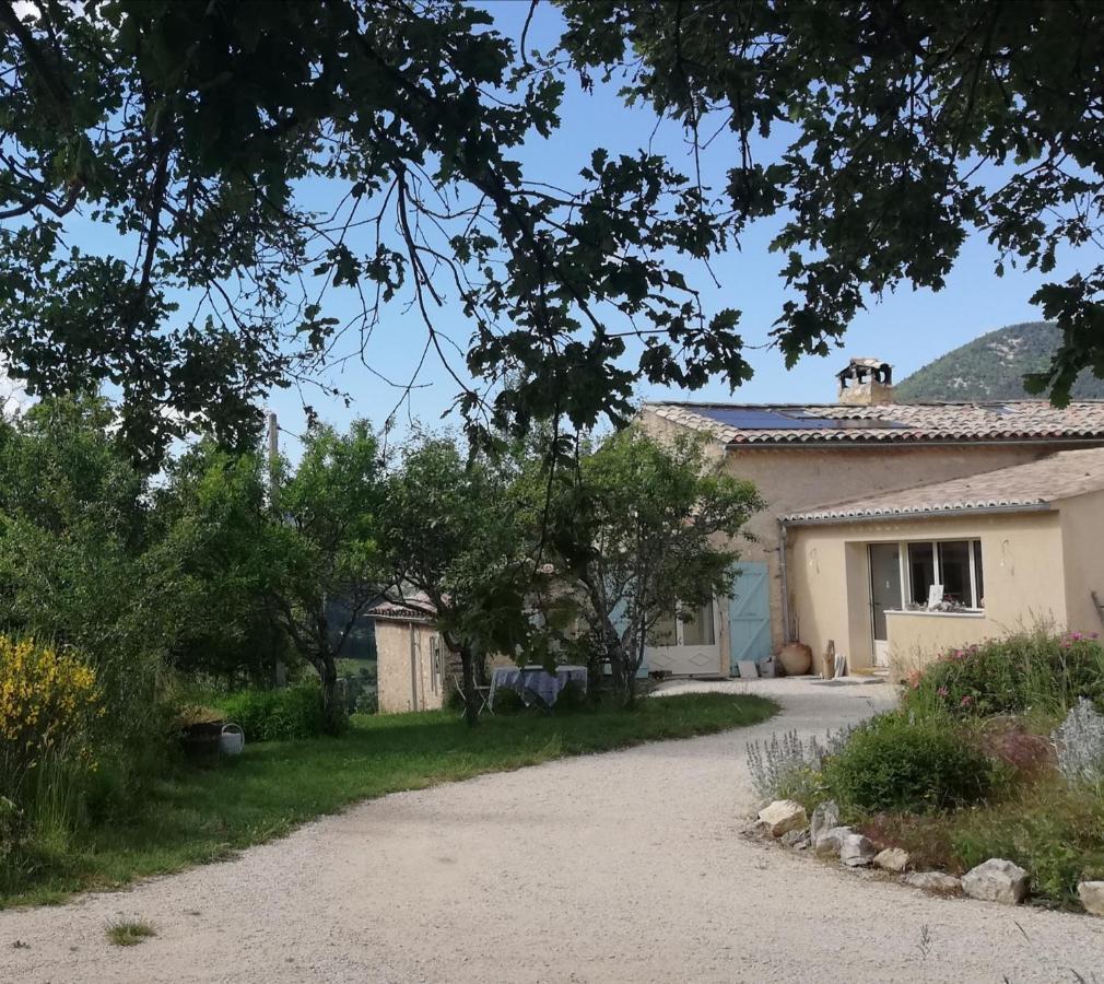 La Farigoule Montbrun-les-Bains Exterior foto